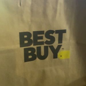 Meet your Posher, Nevo